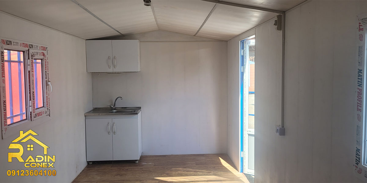 کانکس کارگاهی با سقف ورق کرکره و متراژ 15 متر